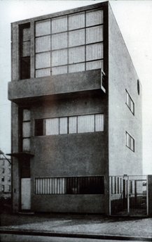 LeCorbusier.Casa Guiette.2.jpg