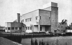 Urbipedia:Chalet de Matías Bergua, Zaragoza (1930)