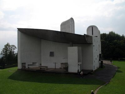 Ronchamp chapel3.jpg