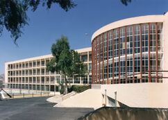 Colegio Sagrada Familia, Alicante (1962-1967)