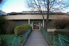 Lubetkin.Dispensario antituberculoso en Finsbury.jpg