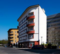 Urbipedia:Edificio de viviendas, Mitte, Berlín (1928-1930)