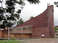 Urbipedia:Iglesia del Divino Redentor, San Cristóbal, (1966)