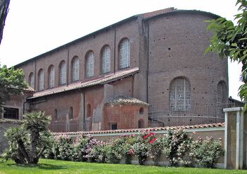 Exterior Basílica Santa Sabina.