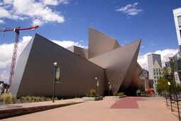 Libeskind.AmpliacionMuseoDenver.3.jpg