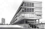 Edificio de la Escuela de Economía,UNAM, Ciudad Universitaria, Ciudad de México (1954)