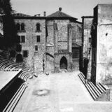 Plaza de la Trinidad, San Sebastián. (1961)