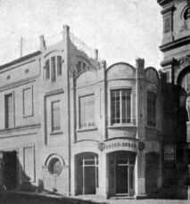 Urbipedia:Almacén del Teatro Principal, Tarrasa (1911), junto con Enrique Catá.