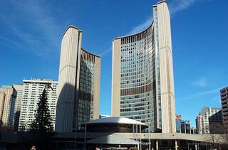 Urbipedia:Vista del Toronto City Hall.