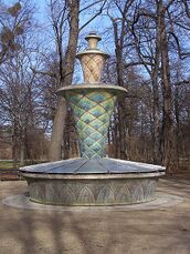 Urbipedia:Fuente de mosaico en el Grosser Garten de Dresde (1926)