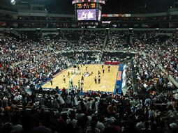 Urbipedia:Básquetbol en la Arena Monterrey.