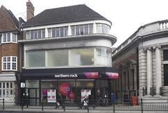 Urbipedia:Edificio en Golders Green Road, Barnet (1935)