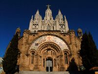 Urbipedia:Pórtico del Sagrado Corazón.