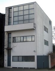 LeCorbusier.Casa Guiette.1.jpg