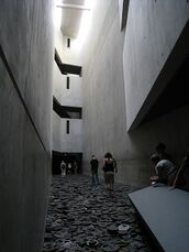 Libeskind.MuseoJudioBerlin.9.jpg