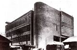Laboratorios de la Industria textil, Moscú (1927) de Ivan Nikolaev y Anatolii Stepanovich Fisenko.