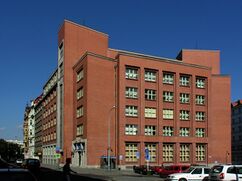 Casa de la Educación Agrícola, Praga (1924-1926)