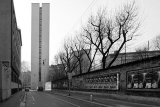 Urbipedia:Edificio hotelero en via Corridoni