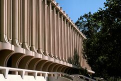 Biblioteca Jack Langson, Universidad de California, (1965)