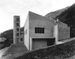 Urbipedia:Iglesia de Lourtier, Suiza (1932)