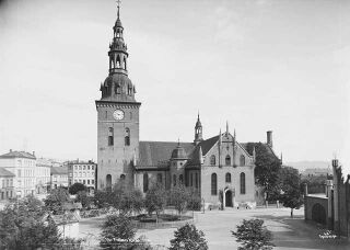 La catedral en la década de 1880.