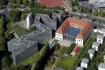 Libeskind.MuseoJudioBerlin.1.jpg