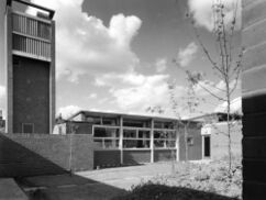 Urbipedia:Colegio de primaria Brandlehow, Putney (1950)