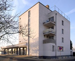 Urbipedia:Edificio Konsum en Törten