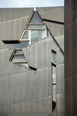 Libeskind.MuseoJudioBerlin.3.jpg