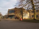 Impington Village College, junto con Walter Gropius (1936)